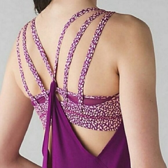 Lululemon nouveau limits pink tank bra - Picture 2 of 11